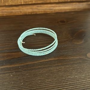 New handcrafted green and gold small glass bead memory wire bracelet